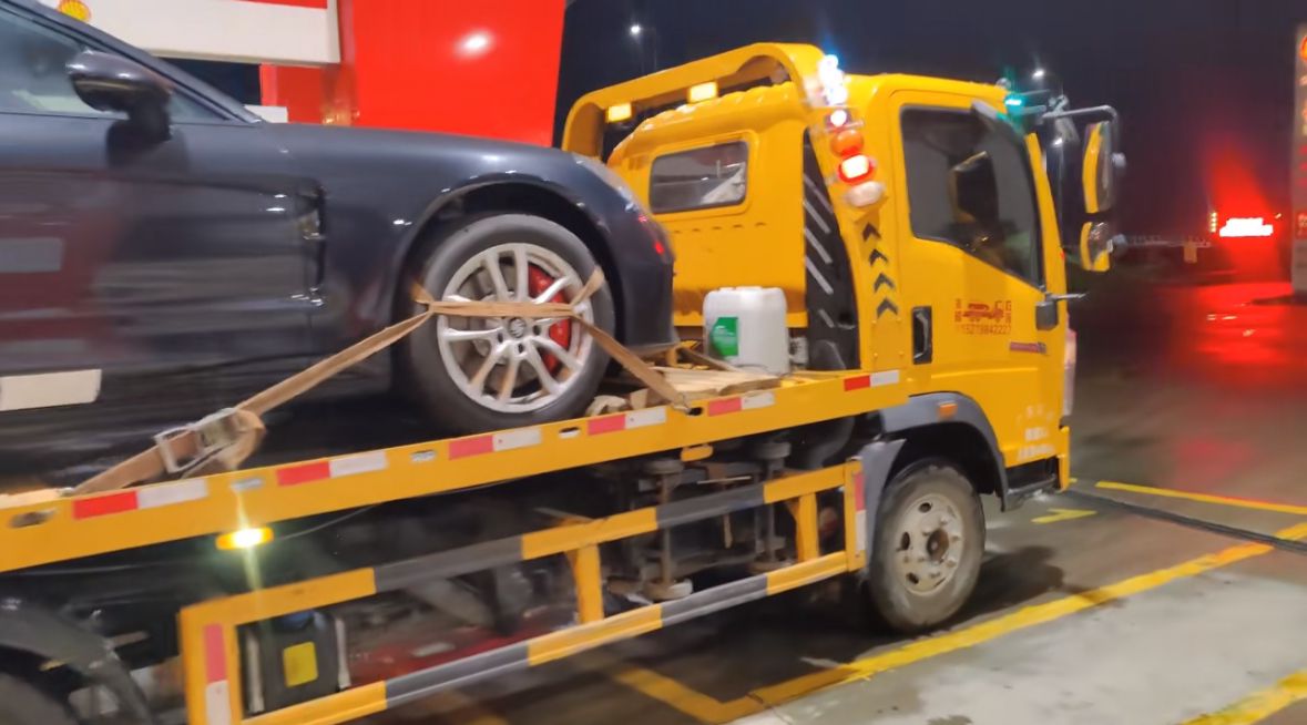 辽宁行车途中遇到突发状况该如何呼叫道路救援？
